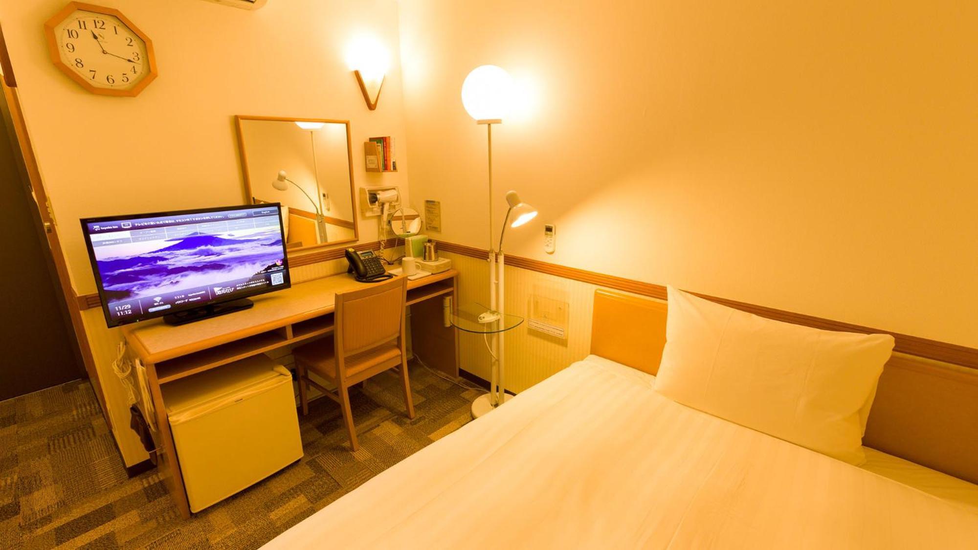 Toyoko Inn Okinawa Naha Kokusai-Dori Miebashi-Eki Zimmer foto