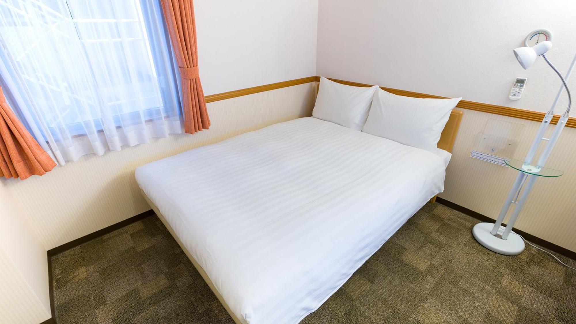 Toyoko Inn Okinawa Naha Kokusai-Dori Miebashi-Eki Zimmer foto